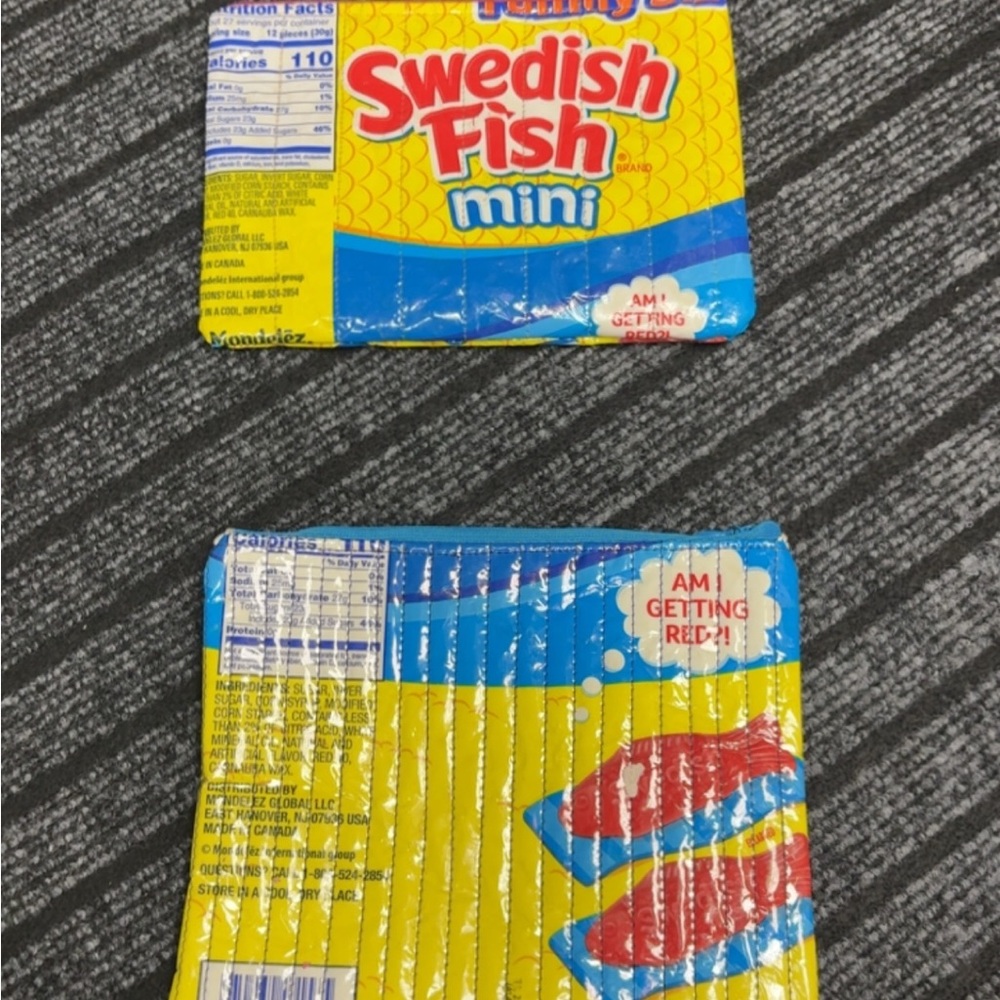 Swedish Fish Mini Candy Pack - Picture 2 of 2